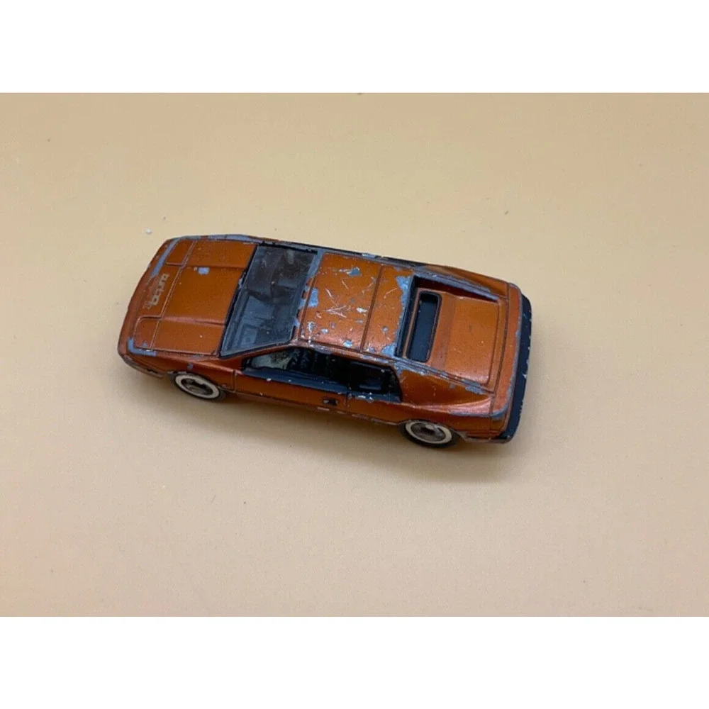 VTN Hot Wheels Collection: 1977‎ Metallic Flame Dragster, 1998 Mattel & McDonald